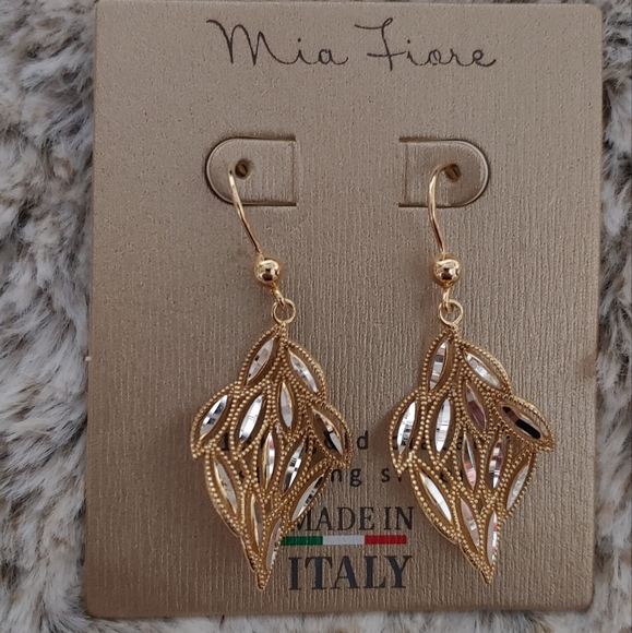 Mia Fiore Earrings - Picture 1 of 4